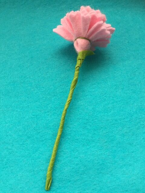 簡単なカーネーションと花束の作り方-1: 薔薇と折り紙の日々