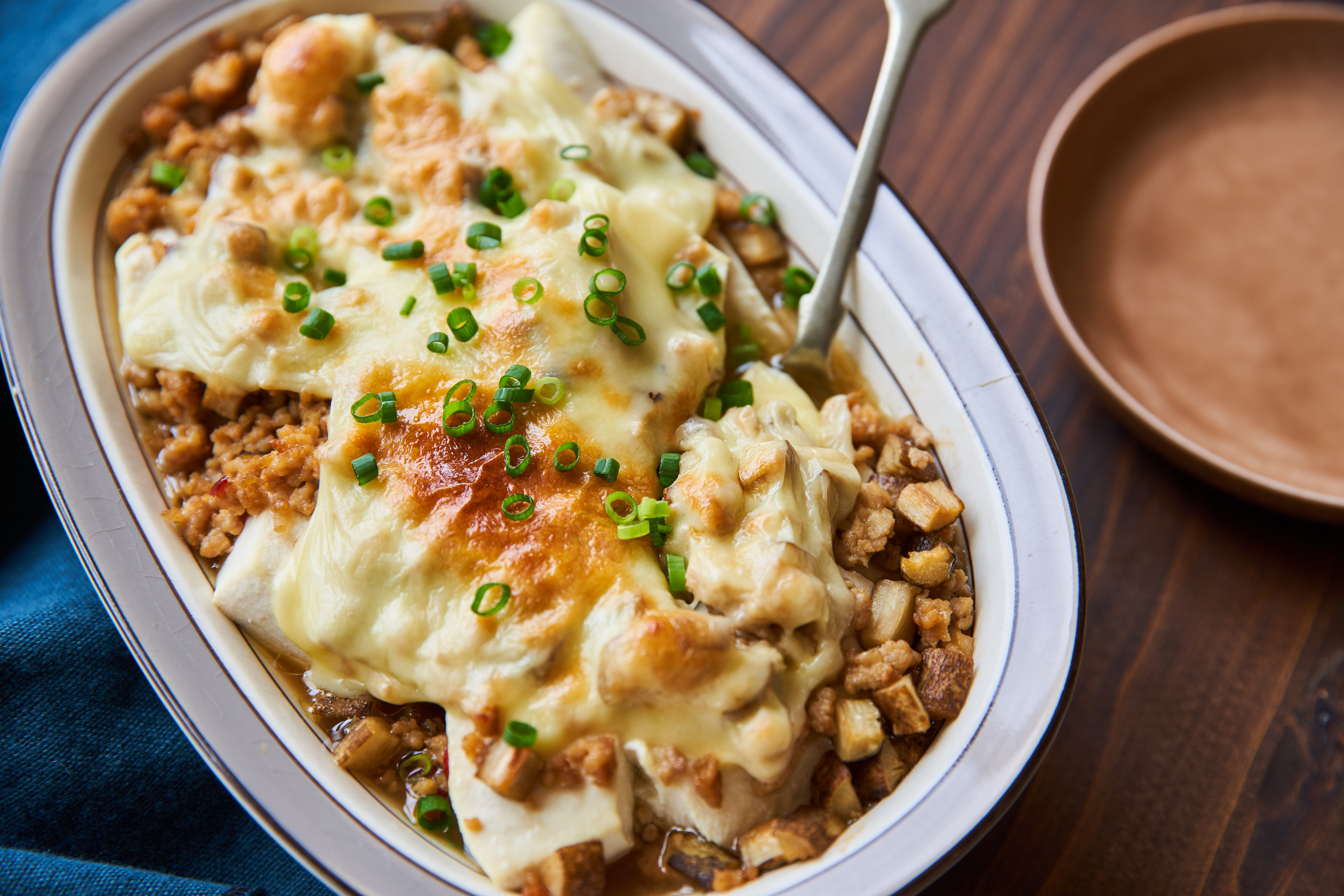 とろとろ豆腐とたくあんのチーズトースト