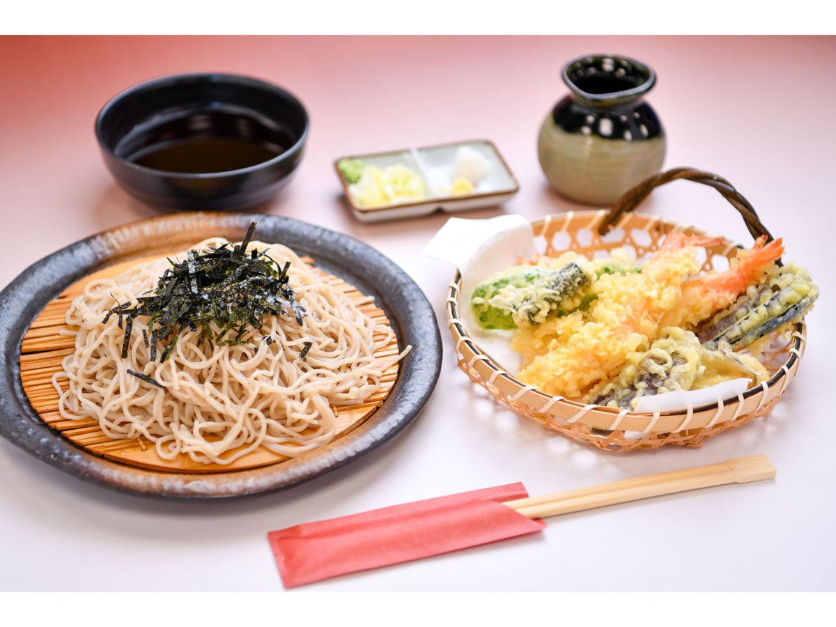 おそば 天せいろ＜尾張屋＞幕末に創業し広く愛されてきた老舗のそば台東区のおすすめグルメなら旅色