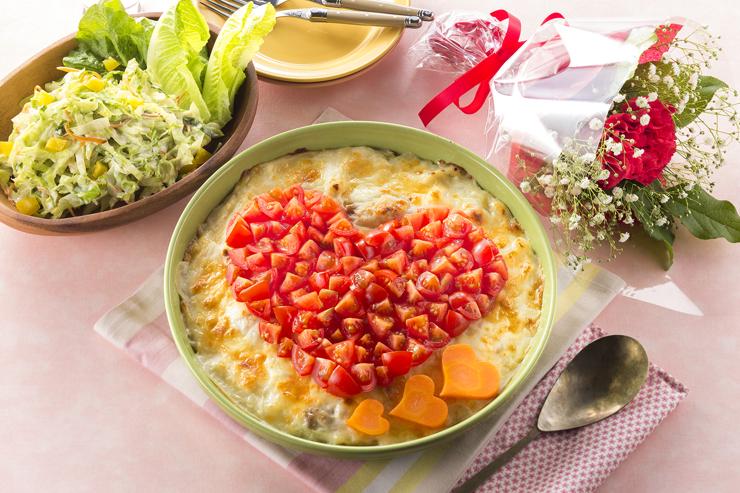 バレンタインにもおすすめ！特別感がアップするハートモチーフの盛り付けアイデアおうちごはん