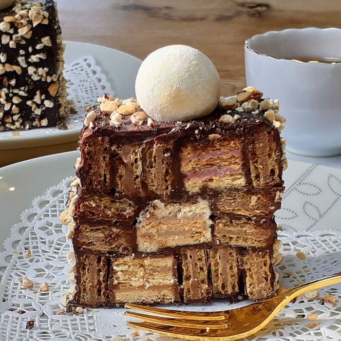 材料２つ！本当に簡単♡ サクサクチョコ