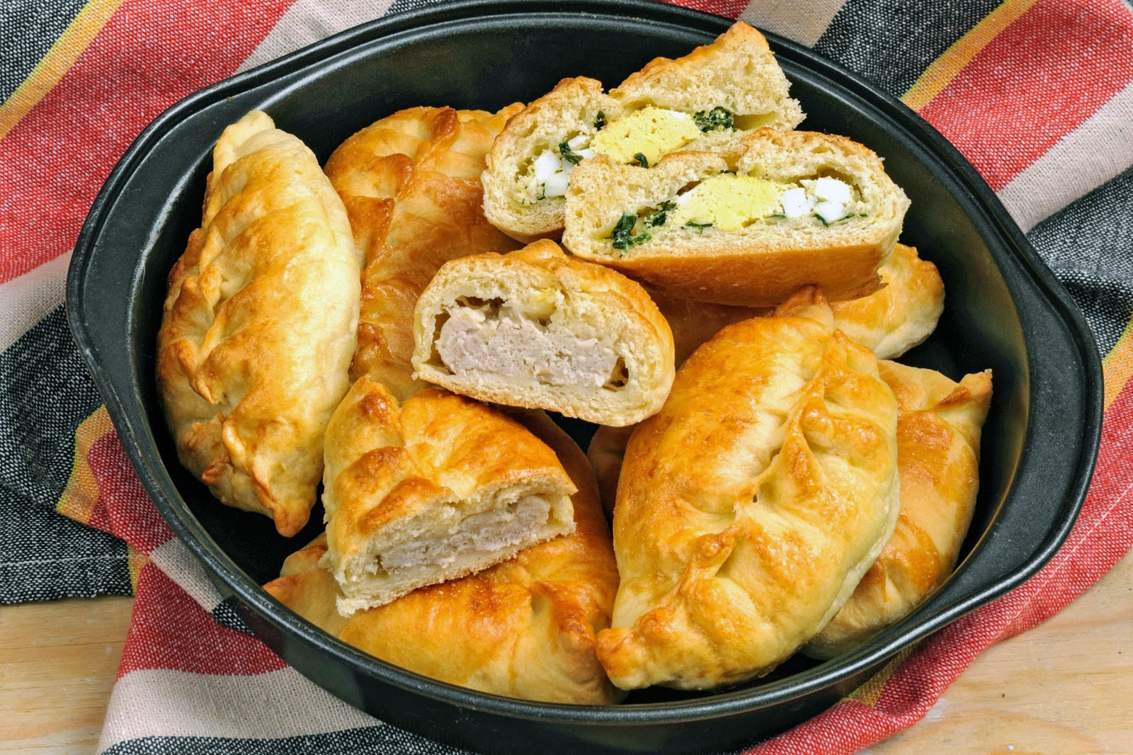 ロシア風☆焼きピロシキ by kaana57クックパッド簡単おいしいみんなのレシピが392万品