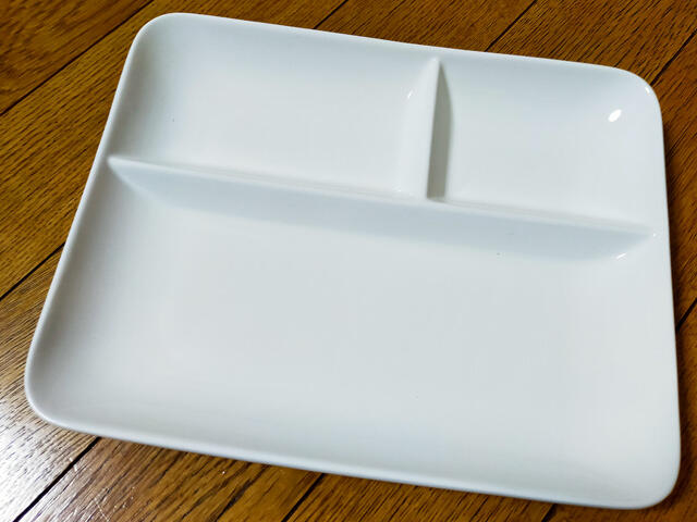 ダイソーで子供用ランチプレート : mamyu made