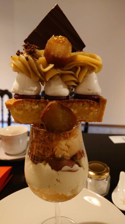 期間限定「金蜜芋の苺ロマンパフェ」とパティシエ監修新スイーツを⾦蜜堂 蜜芋洋菓⼦店 で提供 千葉県⾹取市 コ～ン太