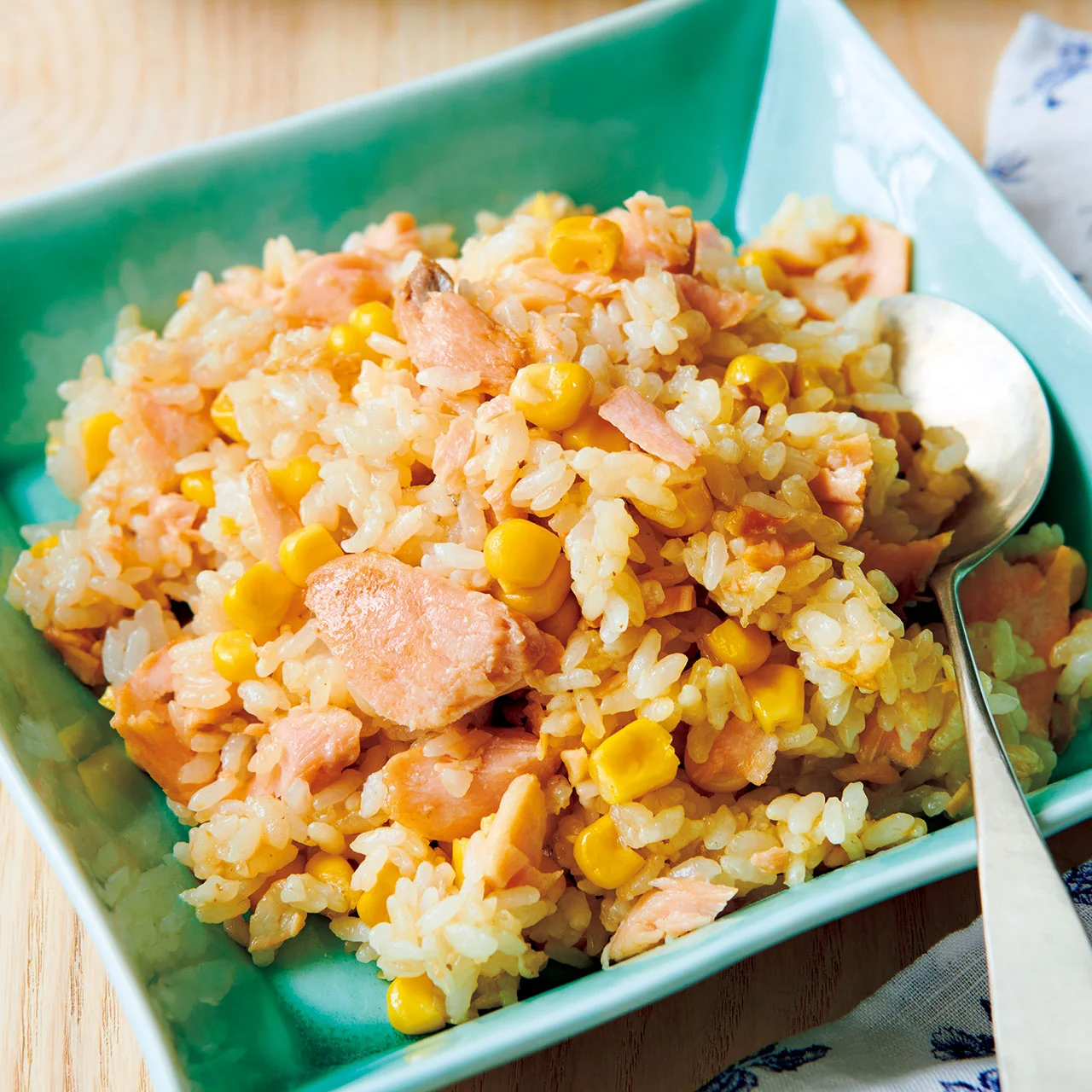 基本からアレンジまで!思わずつくりたくなる「鮭 とうもろこし ご飯」のレシピ集クックパッド