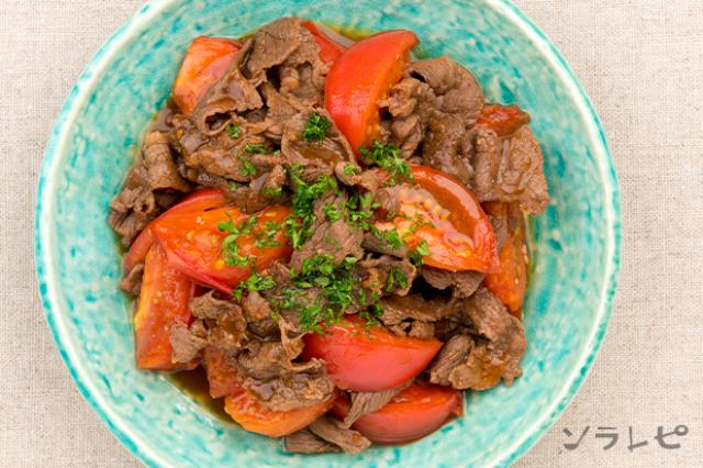 爽やかな香りも美味しい。トマトとセロリの牛肉炒め