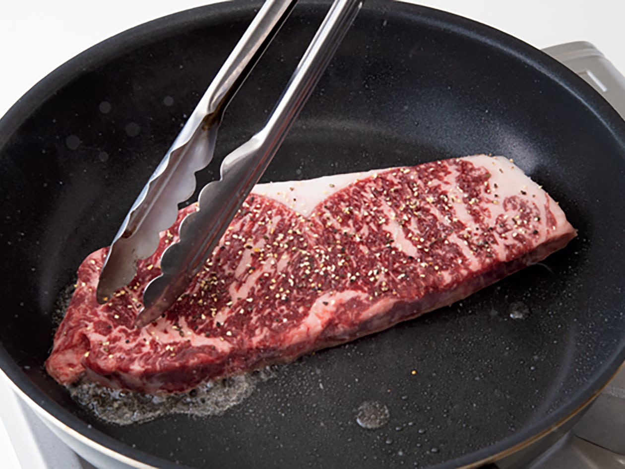 保存版！ ホットプレートで楽しむ おいしいステーキの焼き方料理のレシピや作り方暮らしニスタ