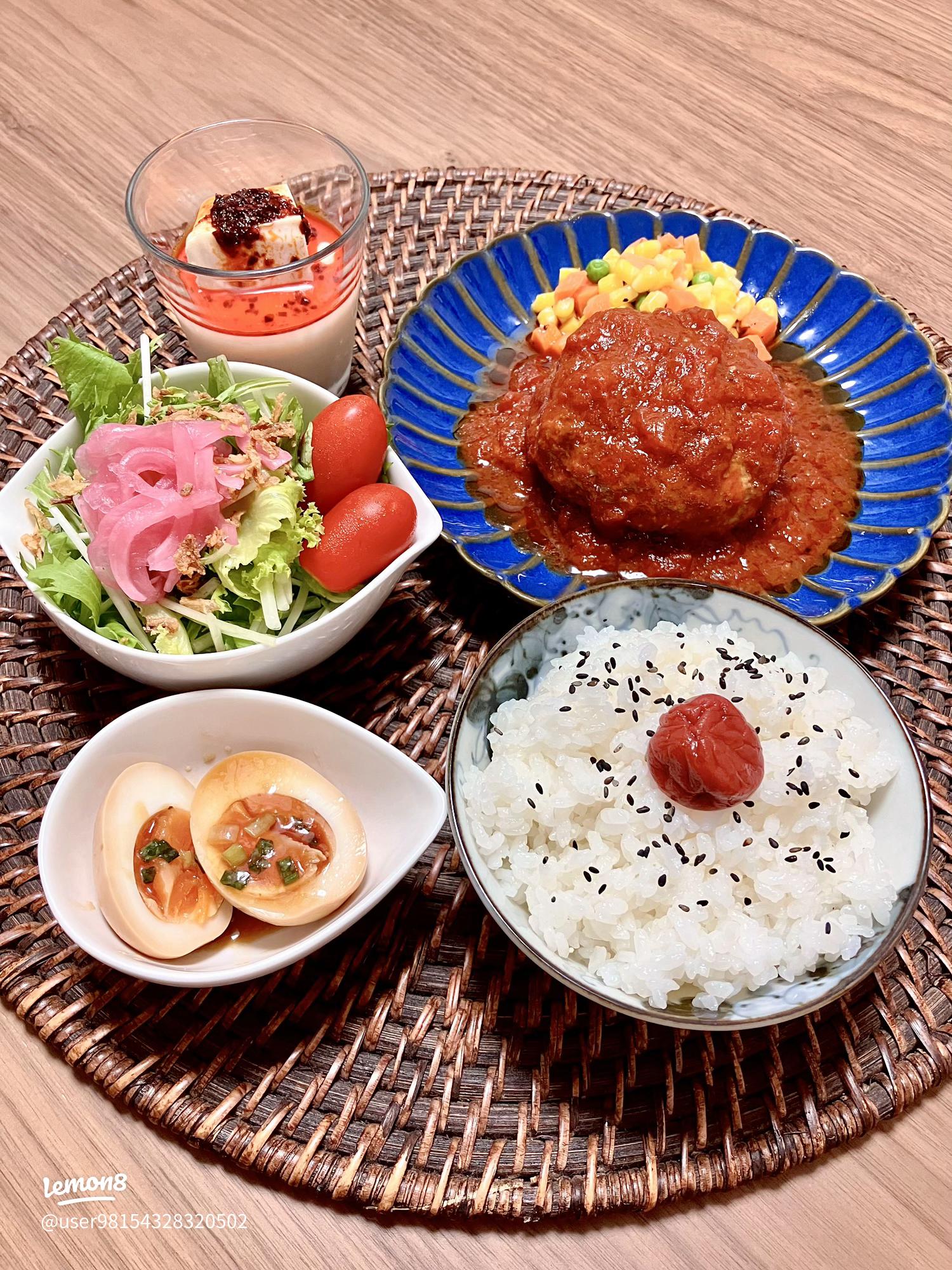 定番おかず「ハンバーグ」をもっと美味しく！味わい広がるアレンジレシピキナリノ