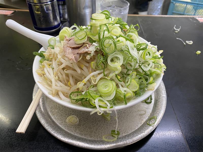 麺屋武春 辛味噌野菜ラーメン 大 もつトピ たまには野菜を食べないかん🥰 やっぱり味噌野菜ラーメン旨いな😍🥰🤤 もつぷるんぷるん🤩徳島 ラーメン徳島グルメ徳島ランチ徳島ラーメン依存症ラーメン中華そばramen