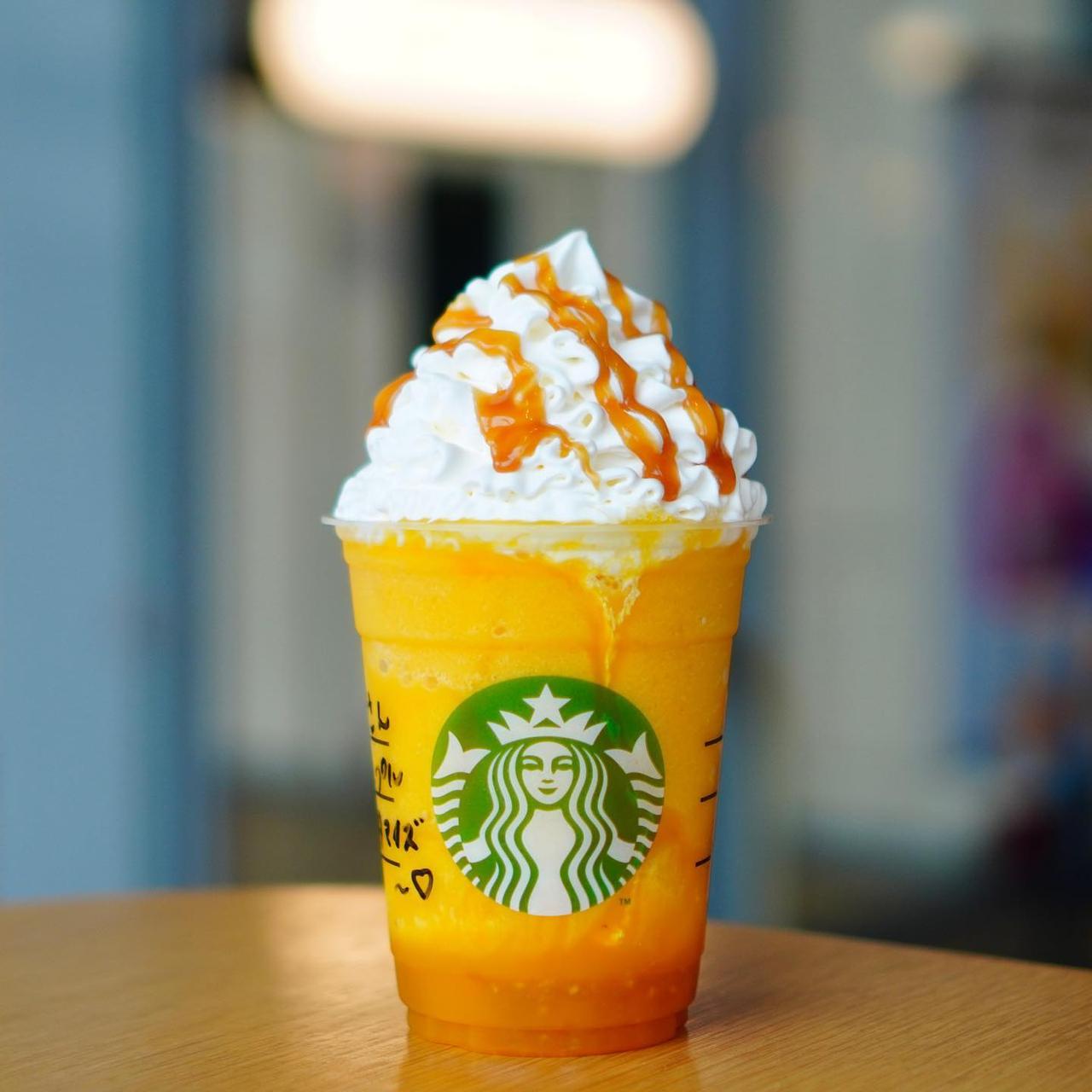 スタバ 話題の“ストロベリー果肉カスタム”はもう試した？実際に飲んでおいしかったおすすめ5つ - isuta イスタ-私の“好き”にウソをつかない