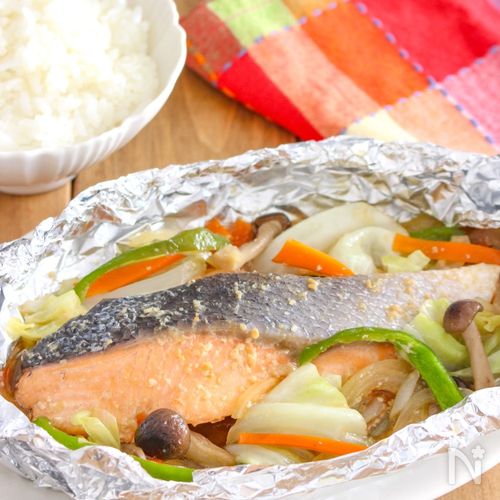 鮭のちゃんちゃん風みそマヨホイル焼きクラシル