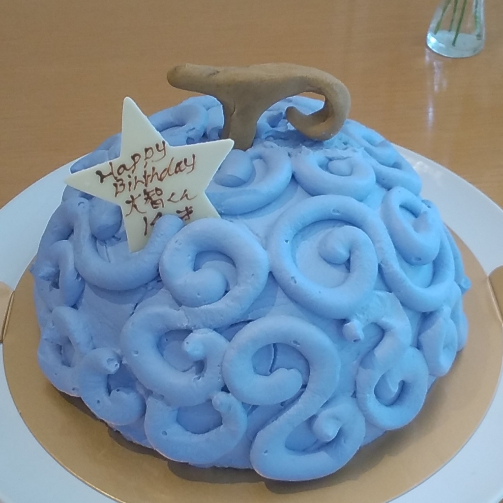 ワンピースのキャラクター 海賊王の右腕シルバーズ・レイリーです。 かなり難易度が高めのイラストでした。 ご依頼ありがとうございました😊 .anniversary cake decorating dessert sweets instasweet patissier アニバーサリー ケーキバースデーケーキ デザート