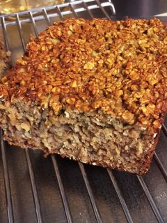 ⋱まだまだ暑い日が続きますが⋰ 朝晩に吹く風や 夕方の空に 秋の気配を感じますね。 さて、今日ご紹介するのは、 @reo_kodomo_gohanさんにご紹介いただいた、 「ほっとけーち」を使ったレシピです。バナナマフィンバナナの2 3は潰して、 残りは輪切りにするのが