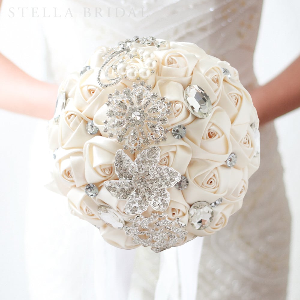 ウエディングブーケ ウエディングブーケの基礎知識形＆花の種類からトレンドまで