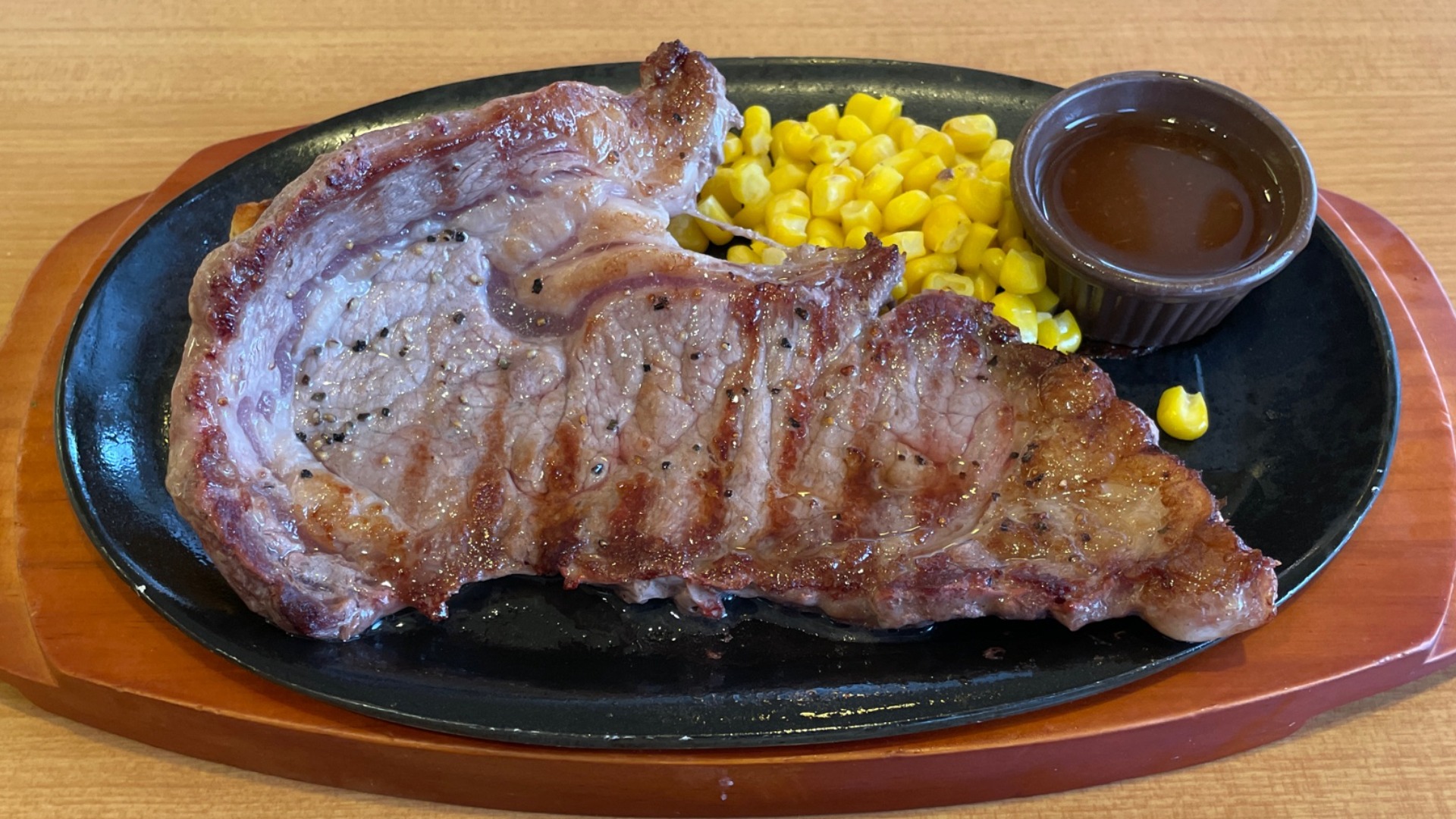 リブロースステーキ リブアイロール リブアイステーキ ビーフステーキ ステーキ肉 200ｇ×2枚 宮崎県産 黒毛和牛 EMO牛 有田牛冷凍珍味のお試し・おためしに 簡易包装 訳あり ビールのお供に お取り寄せグルメ 冷凍 国産 九州産 牛肉 ステーキ肉 ビフテキ47CLUB