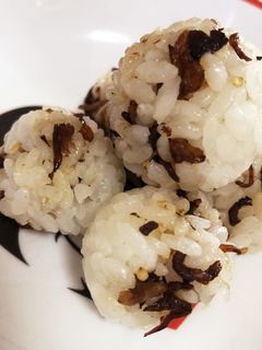 旨だしでしっとりおかず野菜ふりかけ