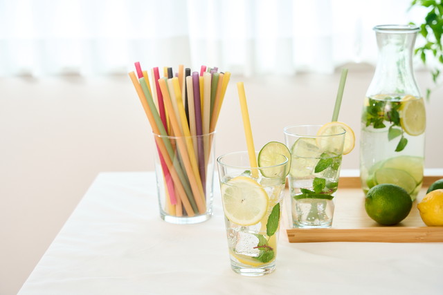 Amazonリフココ 米ストロー 大容量 1箱 100本入 5色カラー お米とコーンスターチで出来た食べられるストロー 添加物一切不使用脱プラスチック プラスチックフリーリフココストロ