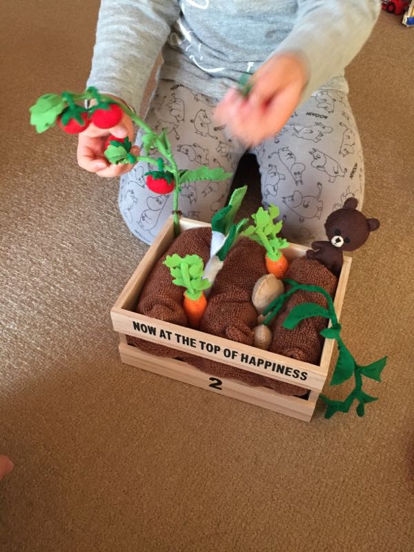 フェルトで作るキュウリ 無料型紙＆作り方 手作りおままごと手芸＊あまなつのフェルトキッチン＊