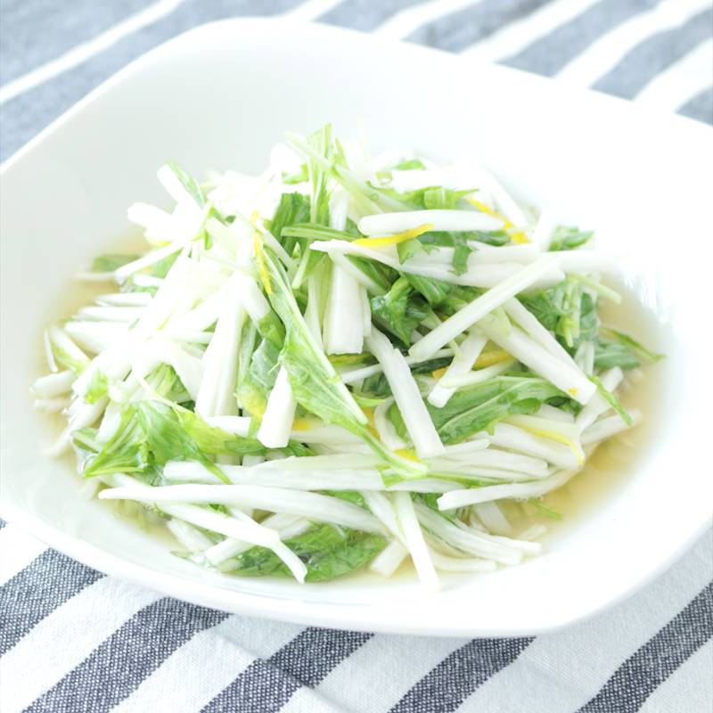 お箸が止まらないベジヌードル☆大根と水菜とささみの梅マヨサラダ