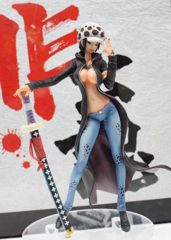 開封レビュー P.O.Pワンピース“I.R.O” トラファルガー・ローの女体化スケールフィギュア！ - YouTube