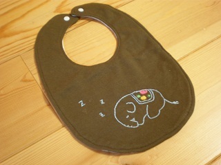 手作りの刺繍入りスタイ 象: スローペースな洋裁・ハンドメイドの日記