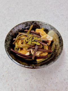 わらびの煮物 めんつゆで レシピ・作り方 by ミスチバス8823 - 楽天レシピ