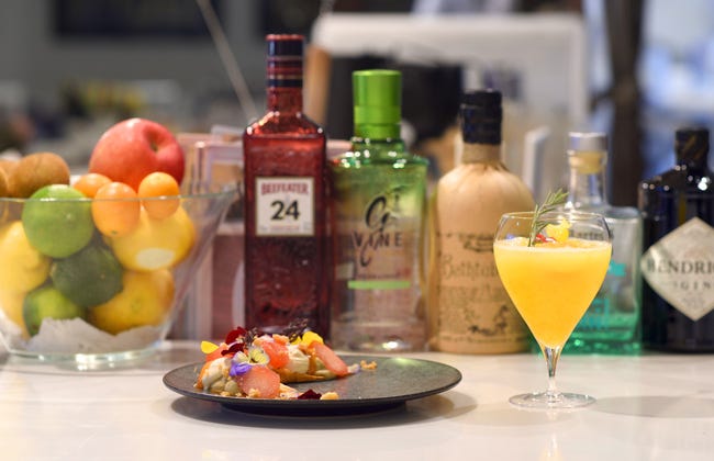 お酒の効いた大人スイーツ5選。ラム酒、ブランデー、ウイスキー 。2022年父の日ギフトにも♡三越伊勢丹の食メディアFOODIE フーディー