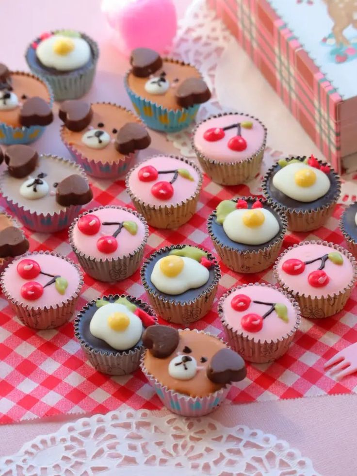 バレンタインレシピ♡ ミニチョコパイで可愛いケーキポップの作り方 オーブンなしで子供でも簡単おしゃれに大量生産可♪友チョコにも本命チョコにも♪雪見日和