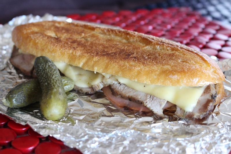 映画「シェフ」で話題になった自家製ローストポークを使ったキューバサンド!!ワインにも合う最高のサンドイッチ