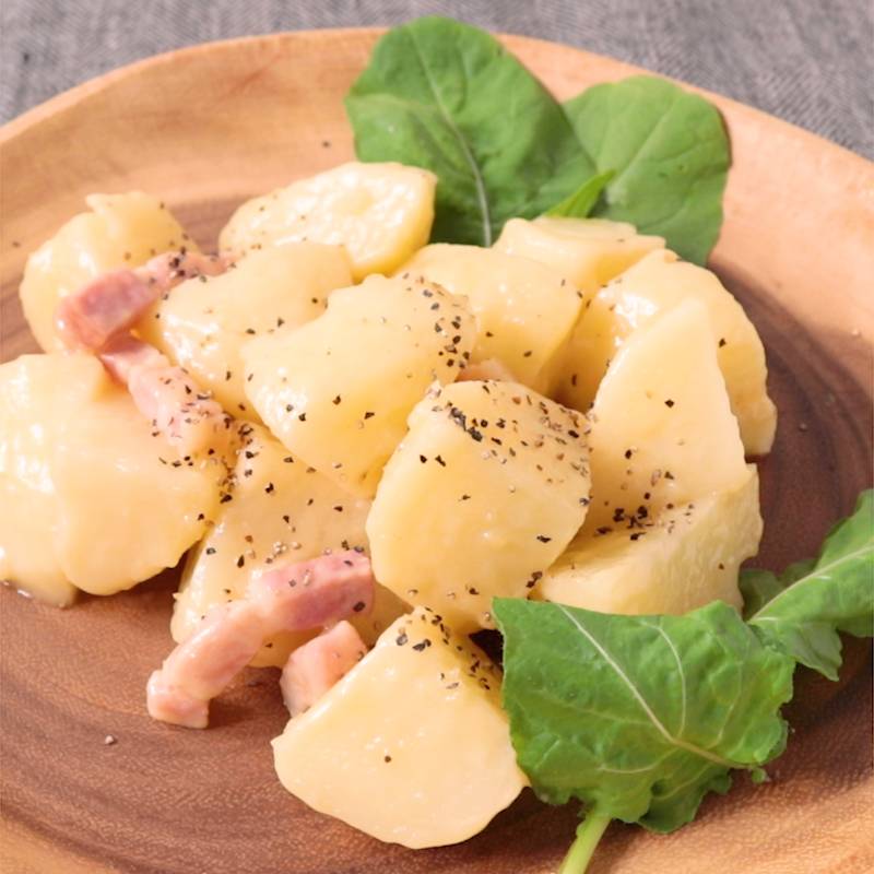 水からゆっくり茹でて甘みを引き出す♪ ごまだれじゃがバタ