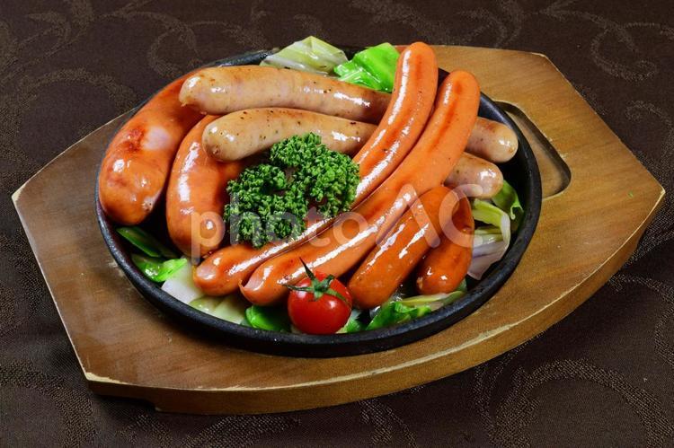 ソーセージ盛り合わせ : 我楽多工場分室 2