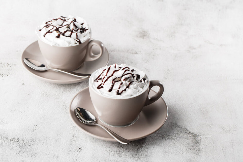 韓国で話題 アインシュペナーとは？味わいや作り方まで解説！とみー珈琲