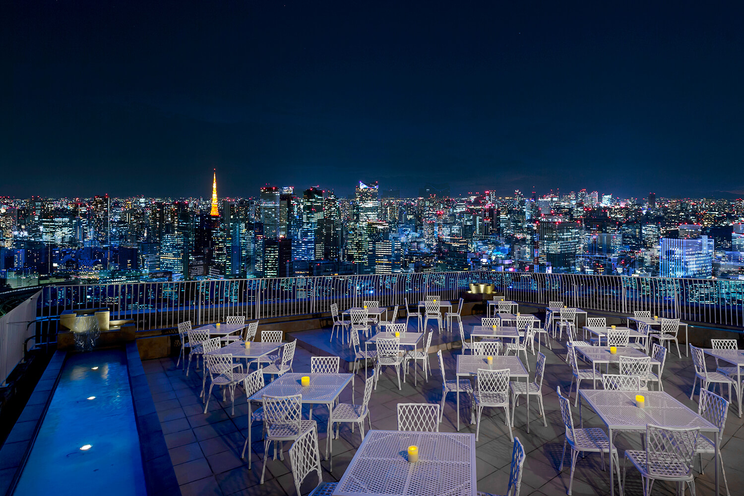 ミュゼレストラン善 しなのアートカフェ長野県立美術館内