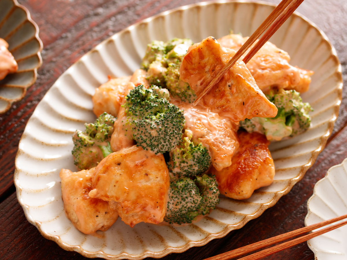 ブロッコリー×鶏肉」30選ボリュームも◎レシピサイトNadia