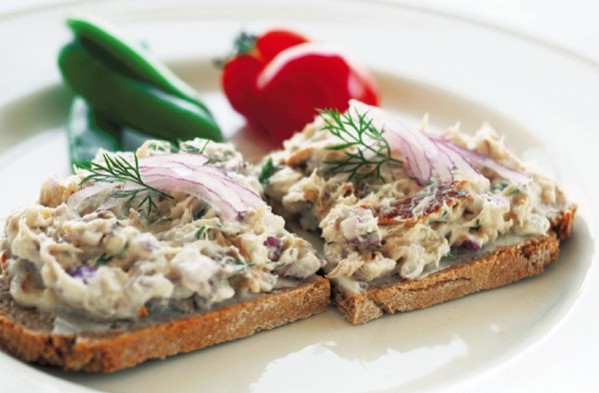 鍋料理の締めにパン♪パンに合うお鍋をチェックしようじゃぱん 日本のパンを「たべる」と「つくる」で応援するサイト