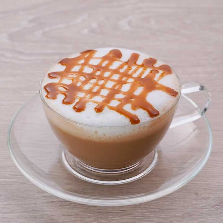 マック 約3年ぶりのリニューアル！新しくなった「キャラメルラテ」を飲んでみたら心にしみる味だった あかし- エキスパート - Yahoo!ニュース