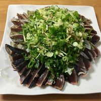 たっぷりの薬味が決め手！かつおのたたき