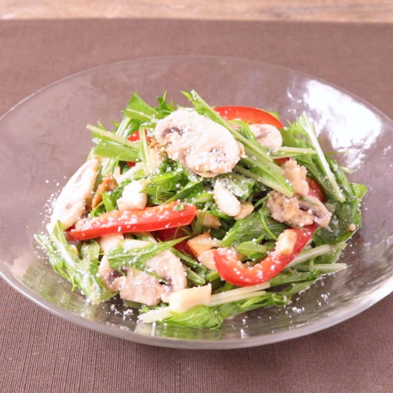 赤水菜と大根のサラダ