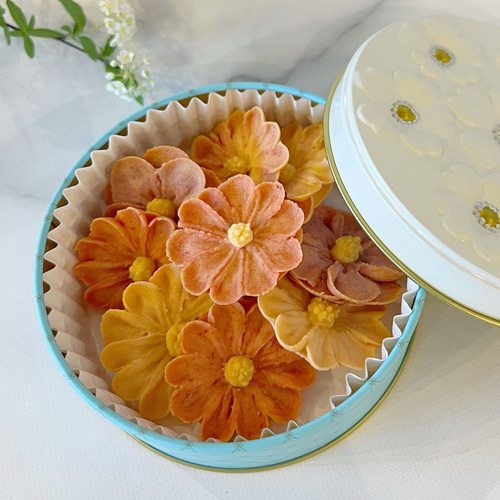 新商品あんフラワークッキー心をほっこりさせるひとときをお届けし、お茶と一緒に、贈り物としても喜んで頂けるように作りました！ぜひチェックお願いします😄 https:iroha-no-oto.com products ann-flower-cookieいろはのおとあんフラワークッキー明石