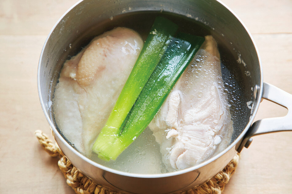 茹で鶏のぽん酢ソース添え孝太郎のレシピブログ