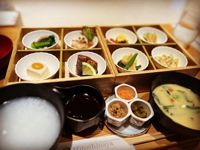 羽田空港の人気和食レストラン「Hitoshinaya」 - みりたび