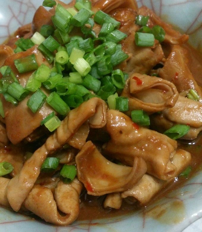 こってり味噌もつ煮込み