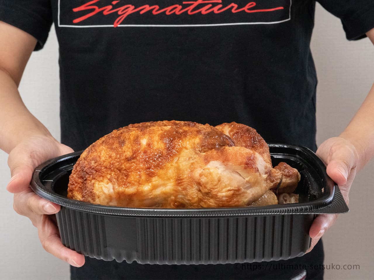 コストコのロティサリーチキンを食べ尽くす！簡単カット方法や美味しい温め方を解説