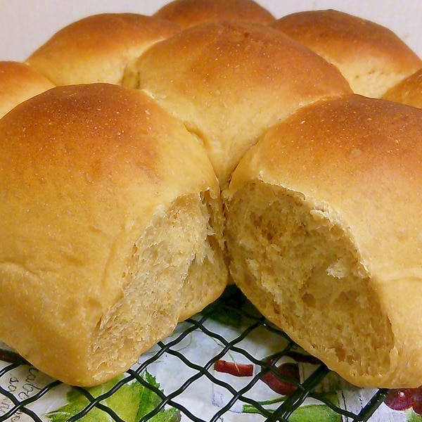 あこ天然酵母パンの元で作る「黒糖パン」－今日の酵母くん