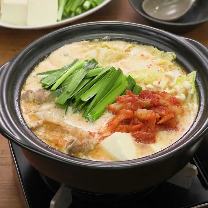 ごまぽんだれでいただく 豆乳鍋