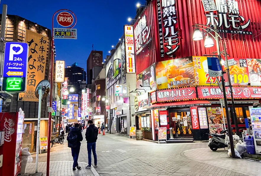 大混雑の東京駅でばったり！！ 声で人物が特定されるスタイルでした。お互い(笑) ２枚目は東京タワーを逃した瞬間