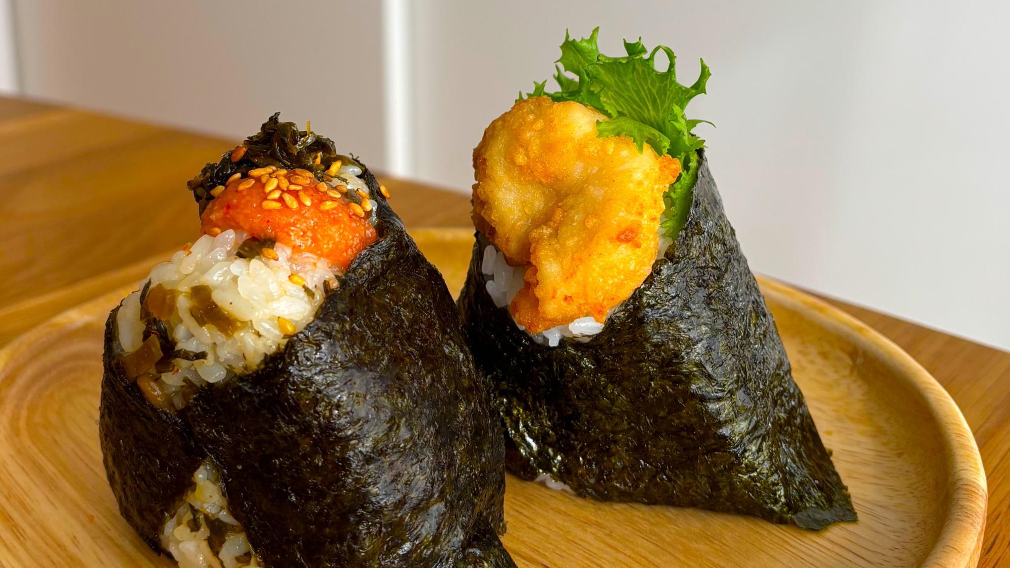 無印良品の冷凍おにぎり4種を食べ比べ!「小腹が空いたときに最高」「お弁当にも活躍」する逸品 - macaroni