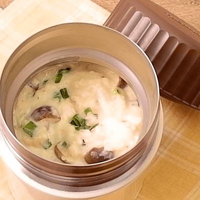 1月27日発売 オートミールをお弁当として出先でも楽しめるレシピ本「オートミールでスープジャー弁当」が発売。株式会社ワン・パブリッシングのプレスリリース