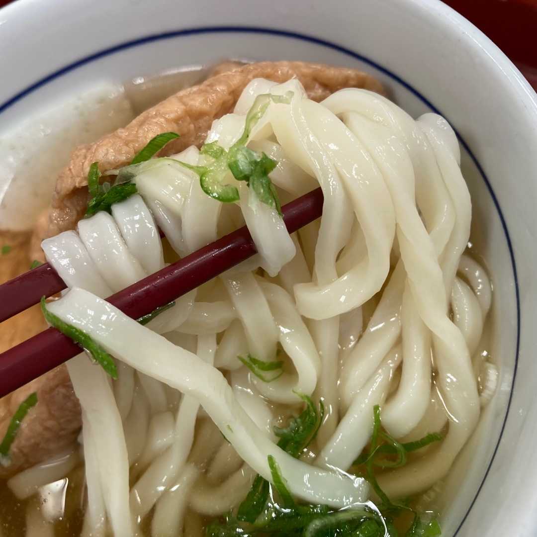 なか卯 月見温たま牛肉つけうどん・特盛 新メニュー 進撃のグルメチェーン店、コンビニ、新メニュー、新商品、スイーツなどの最新グルメを最速でお届け