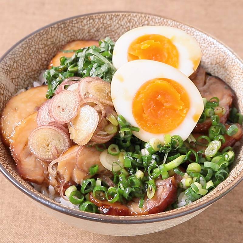 キャベツとチャーシューのみそ炒め